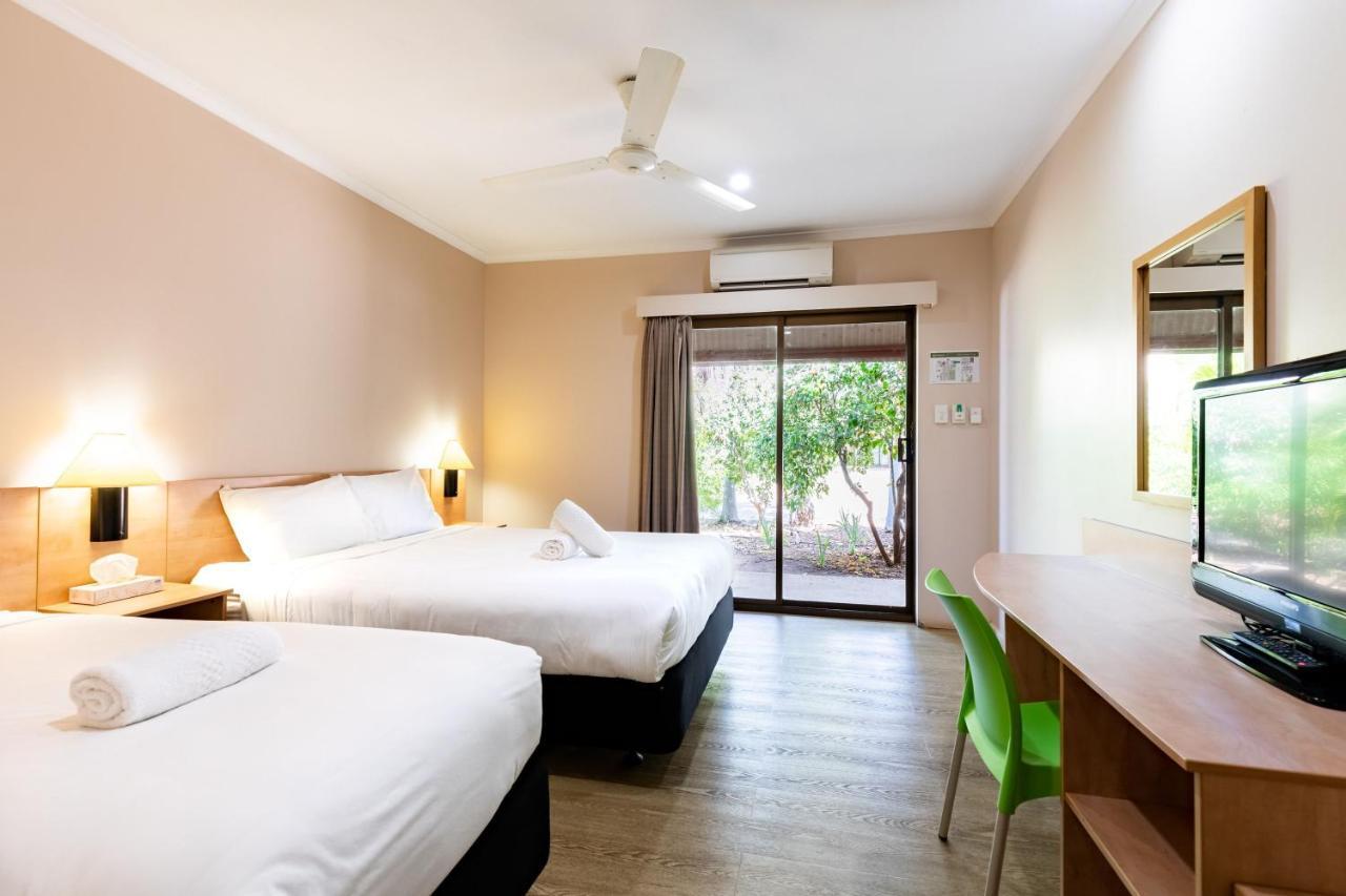 Contour Hotel Katherine Εξωτερικό φωτογραφία