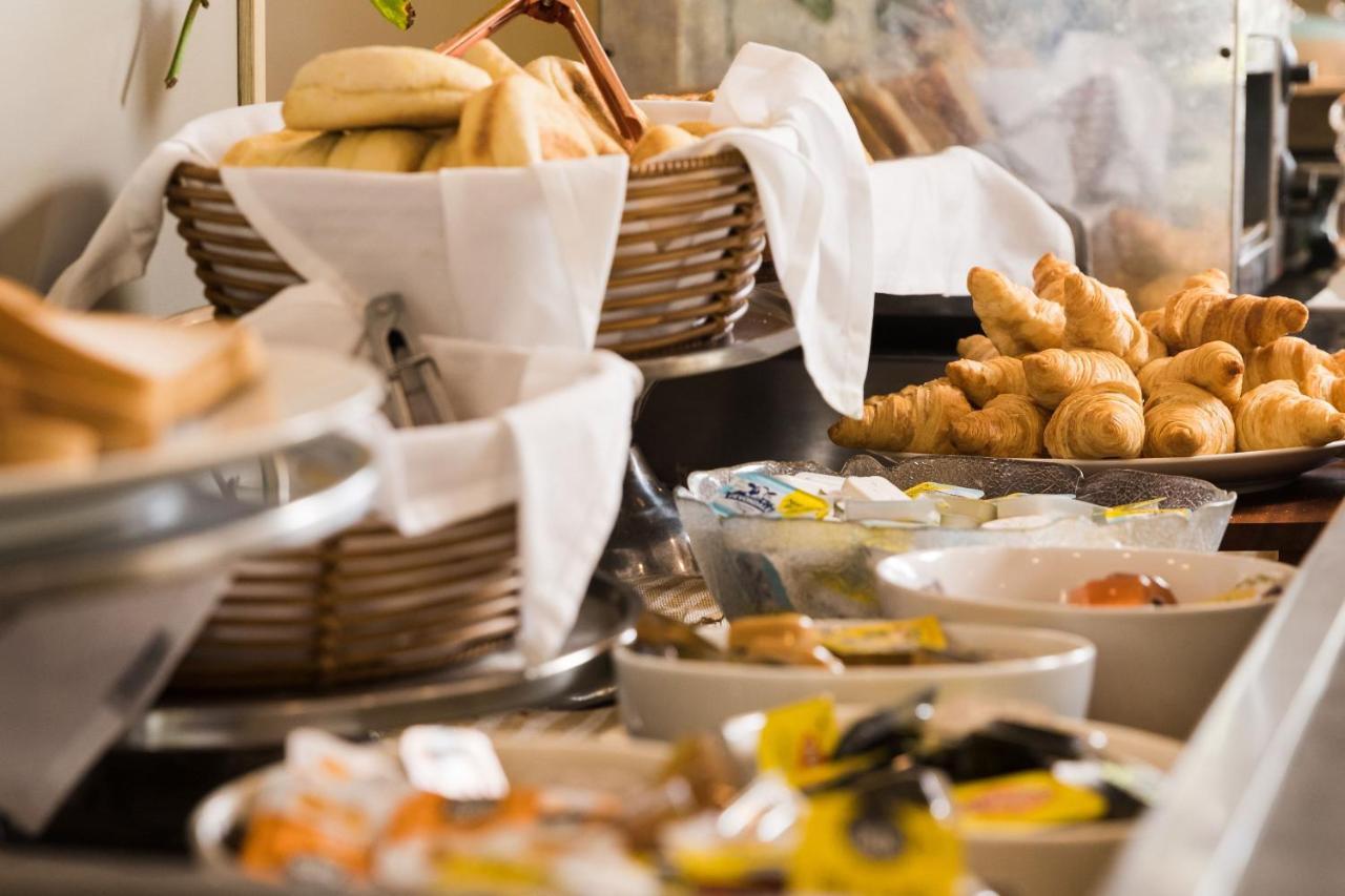 Contour Hotel Katherine Εξωτερικό φωτογραφία